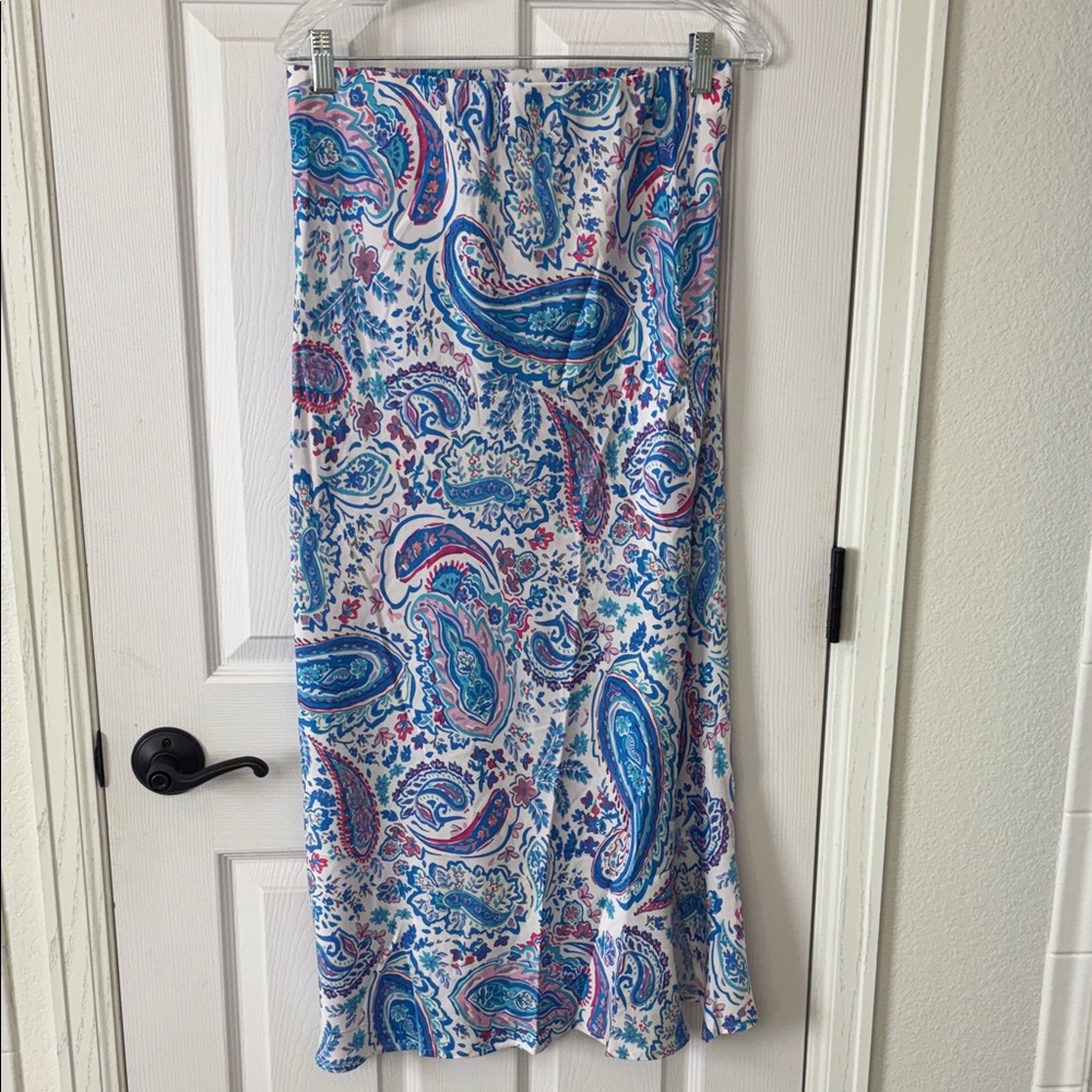 easel White Maxi Skirt with Blue & Pink Paisley Print